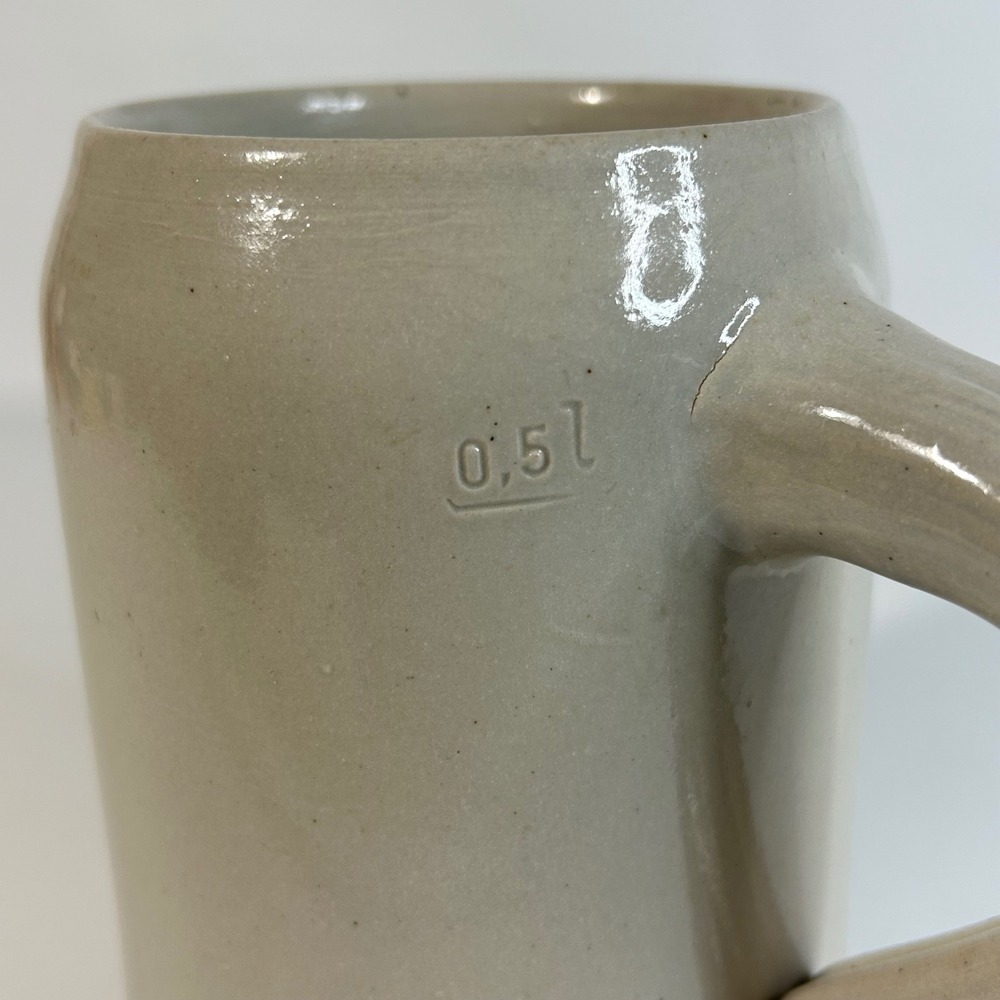 Eichhof Bier Vintage 0.5L Ceramic Beer Stein Mug Grey Red Squirrel Logo Swiss - Picture 5 of 6